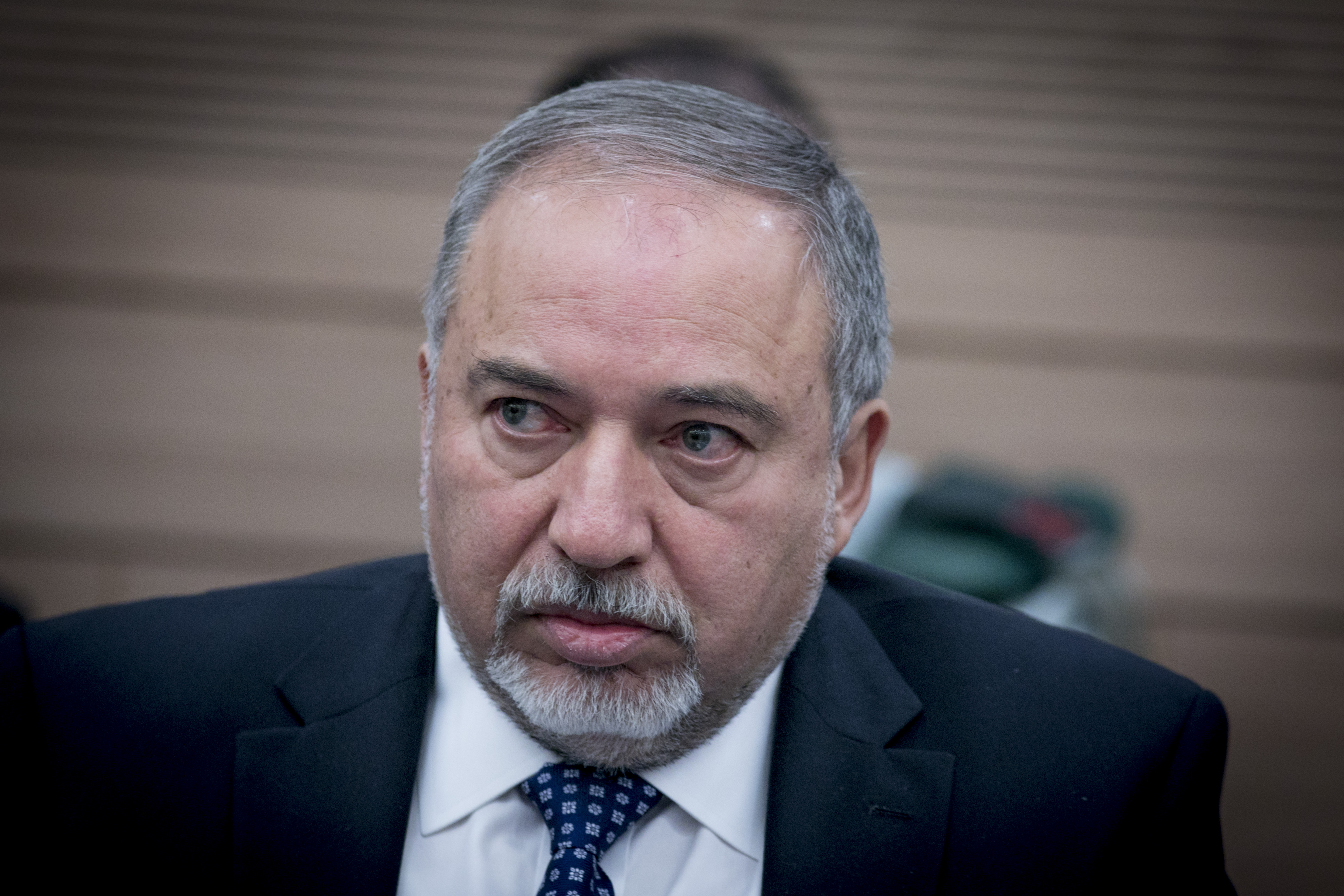 ליברמן: "אין היגיון? מחבל צריך להיות מורשע ברצח"