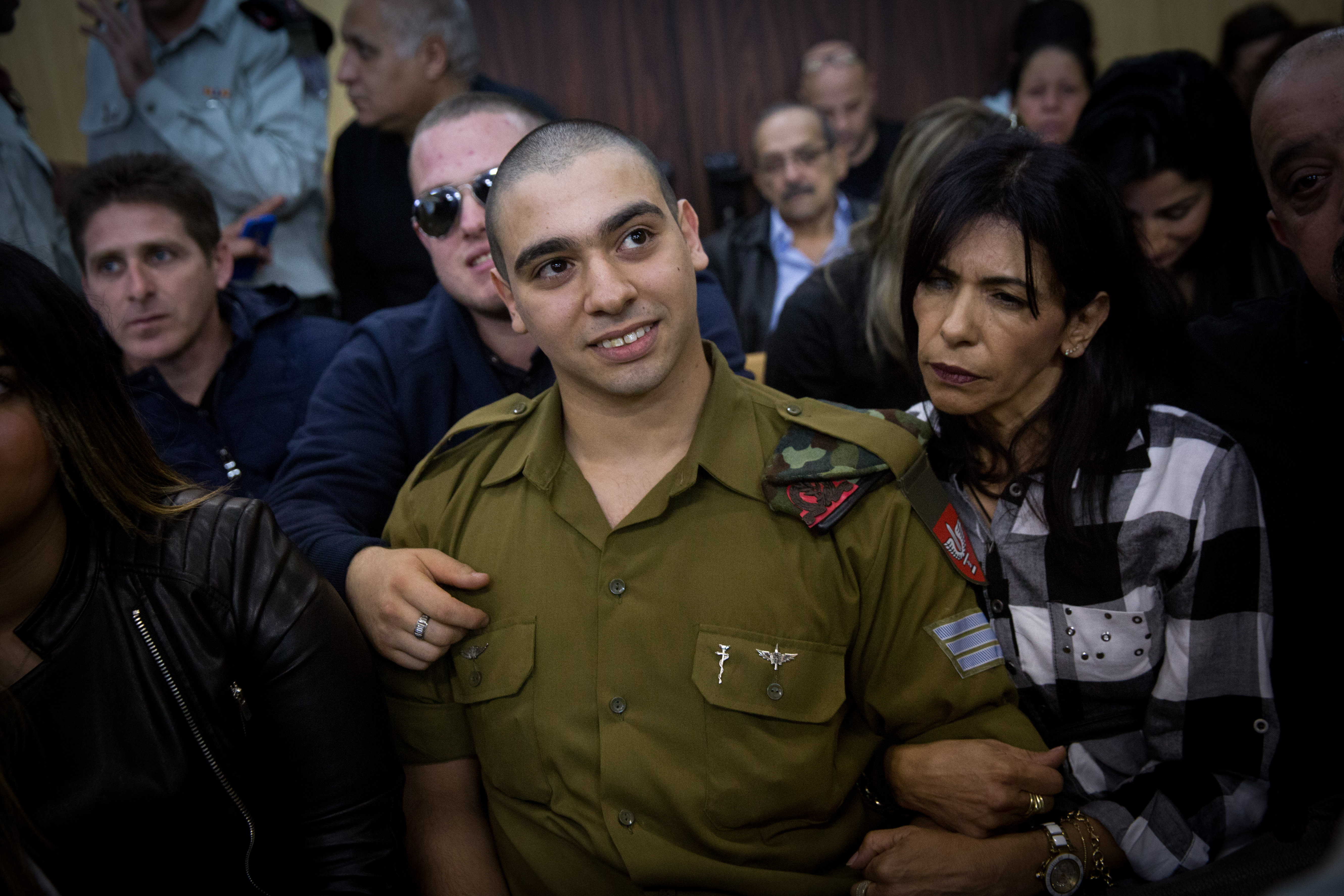 מח"ט כפיר הציע עסקה לאביו של אלאור אזריה