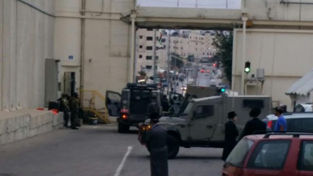 צפו: מחבל ערבי נתפס "על חם" ע"י לוחמי צה"ל