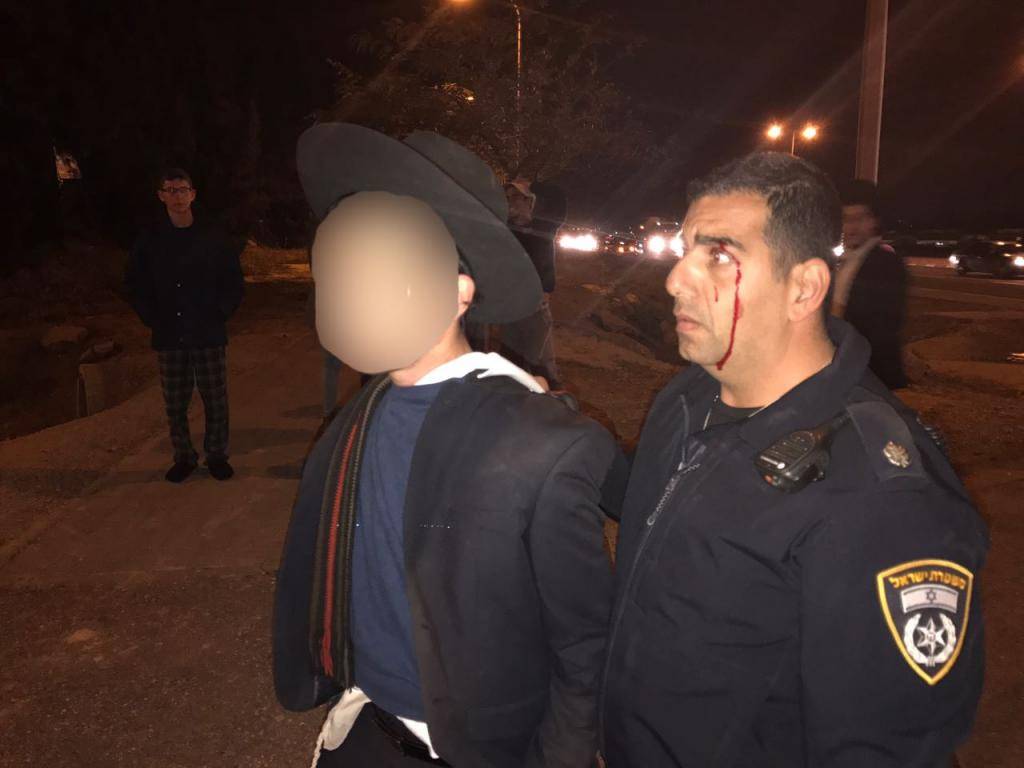 עצורים ופצועים בהפגנות של חרדים ברחבי הארץ