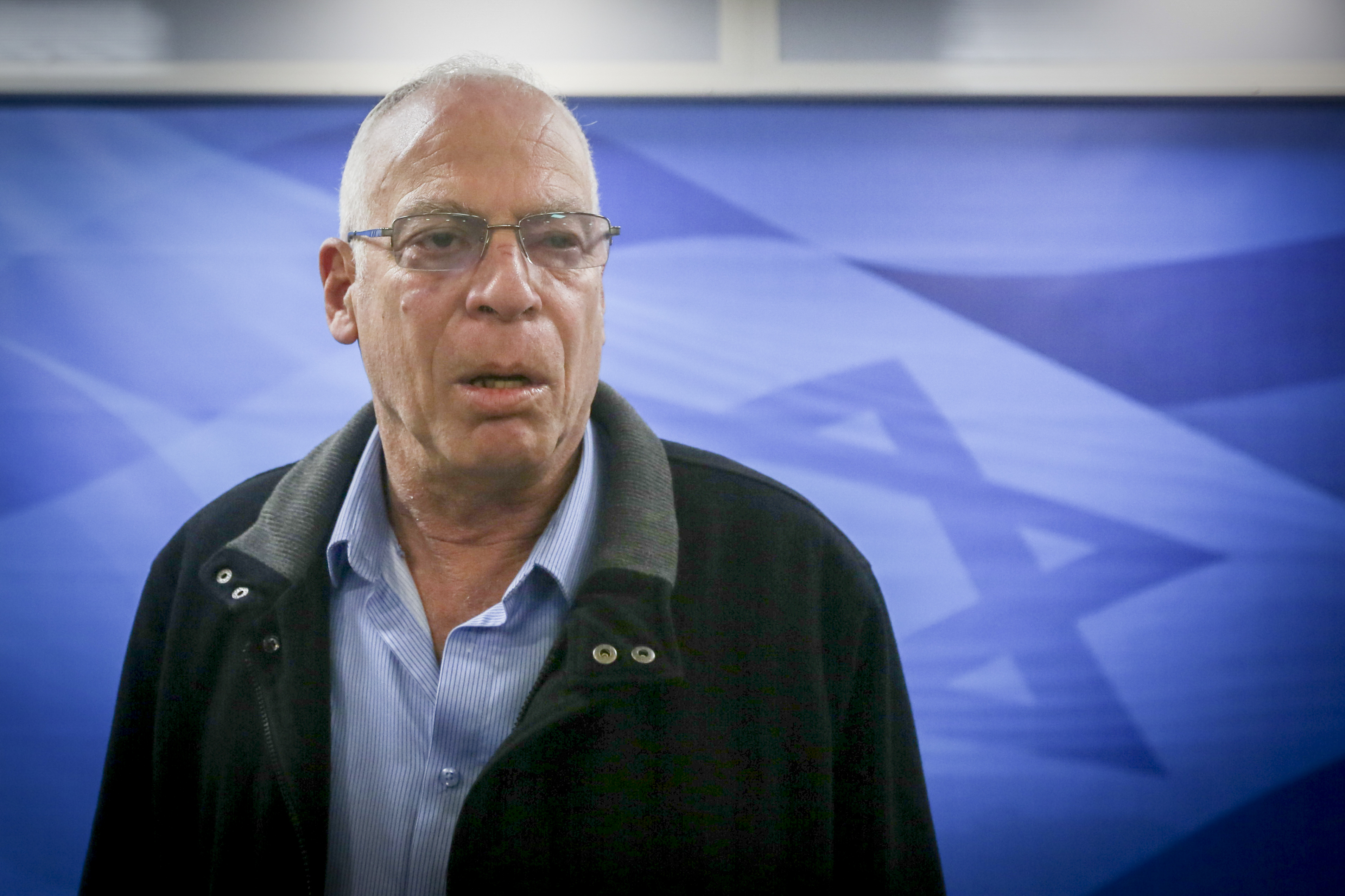 "אם לא ייחקרו 'הקלטות נתניהו',אבטל את האבטחה"