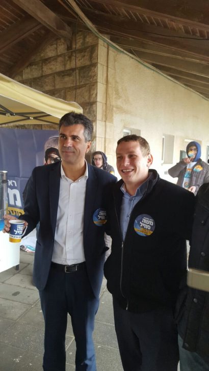 השר אלי כהן עם סוויל