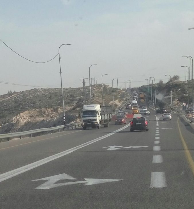 חסימת כביש בצומת גבעת אסף (צעירי עפרה)