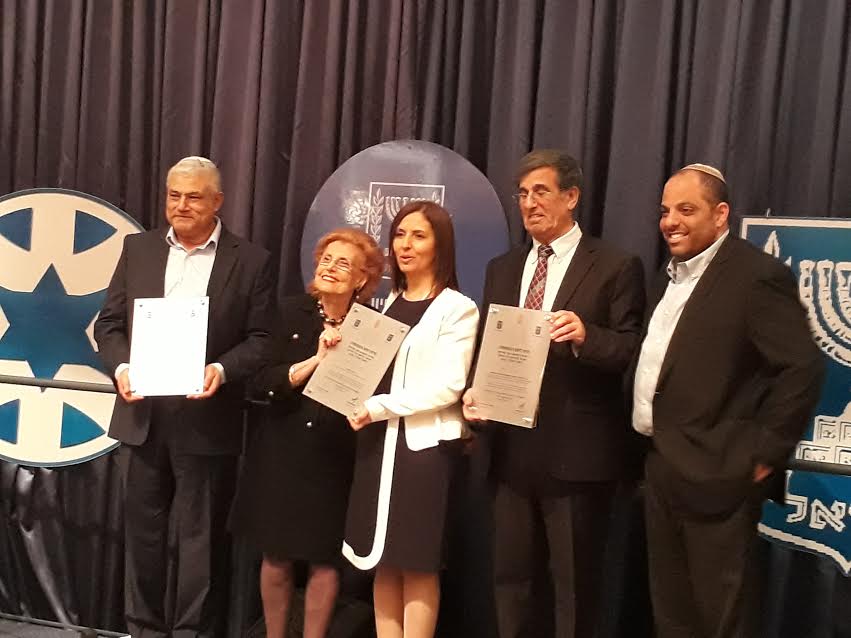 שני סרוגים זכו בפרס רה"מ לחקר קהילות יוצאי ארצות ערב