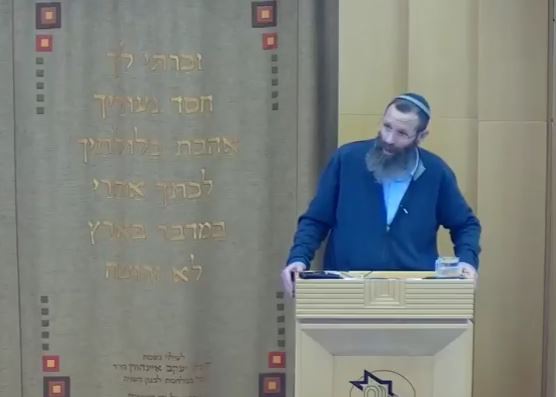 "שיגעו לנו את הילדות, מגייסים לנו אותן לצבא"