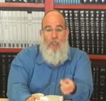 "בחור ובחורה ששוכבים במארב – זה לא תקין"
