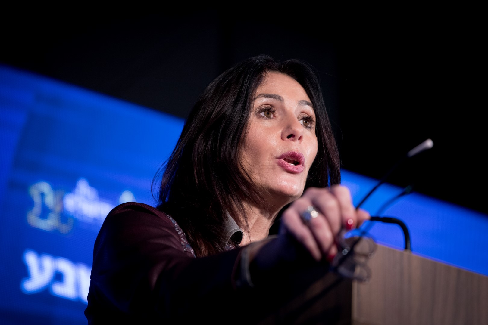 "ליאור אשכנזי, אל תהיה הגרבוז של המזרחיים"