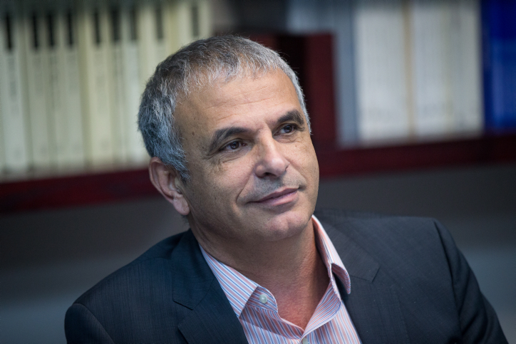 לראשונה בקולו: כחלון מגיב לאולטימטום של נתניהו