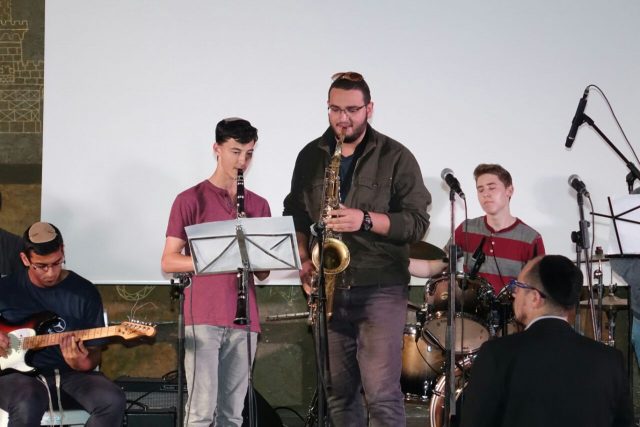 שיר נולד ומירוץ הרב גורן: מגוון פעילויות היום בחמ"ד