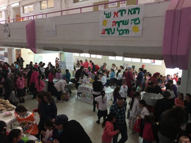 יום חסד בחמ"ד: גלריית תמונות ופעילויות