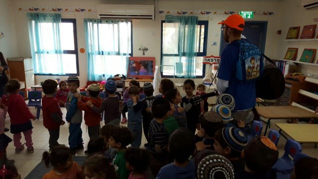 גם גני הילדים חוגגים בשבוע החמ"ד: צפו בתמונות