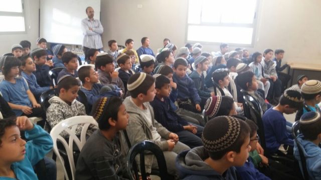 יום קיבוץ גלויות בחמ"ד: צפו בגלריית התמונות