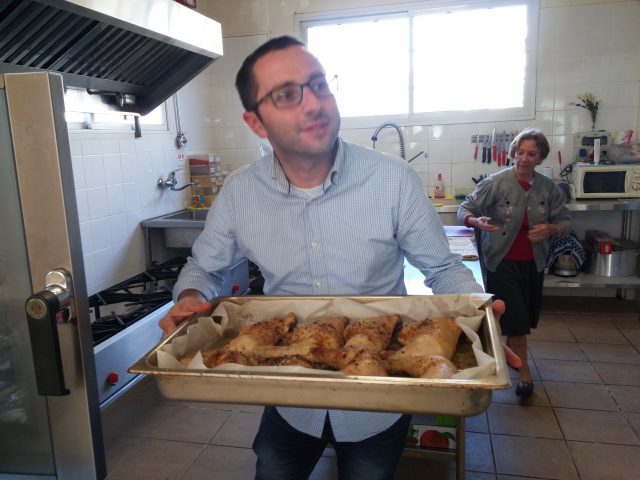סורגים ארוחה עם סלבסרוג • יונתן דובוב