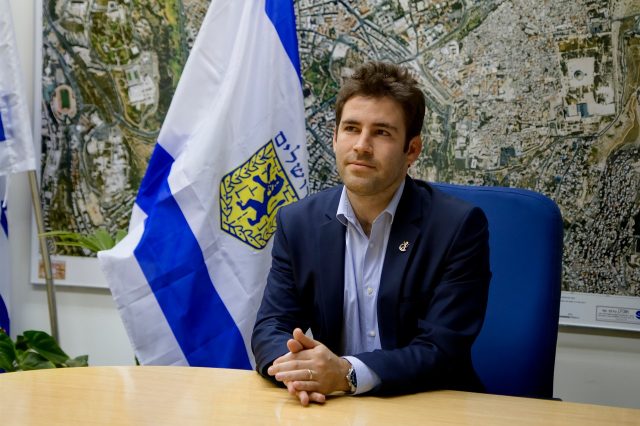 סגן ראש העיר עופר ברקוביץ
