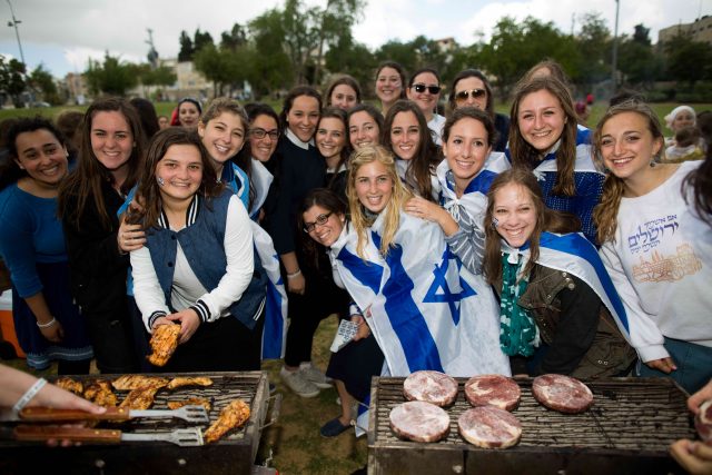 עם ההכנה נכונה תצליחו להרים מנגל לתפארת מדינת ישראל