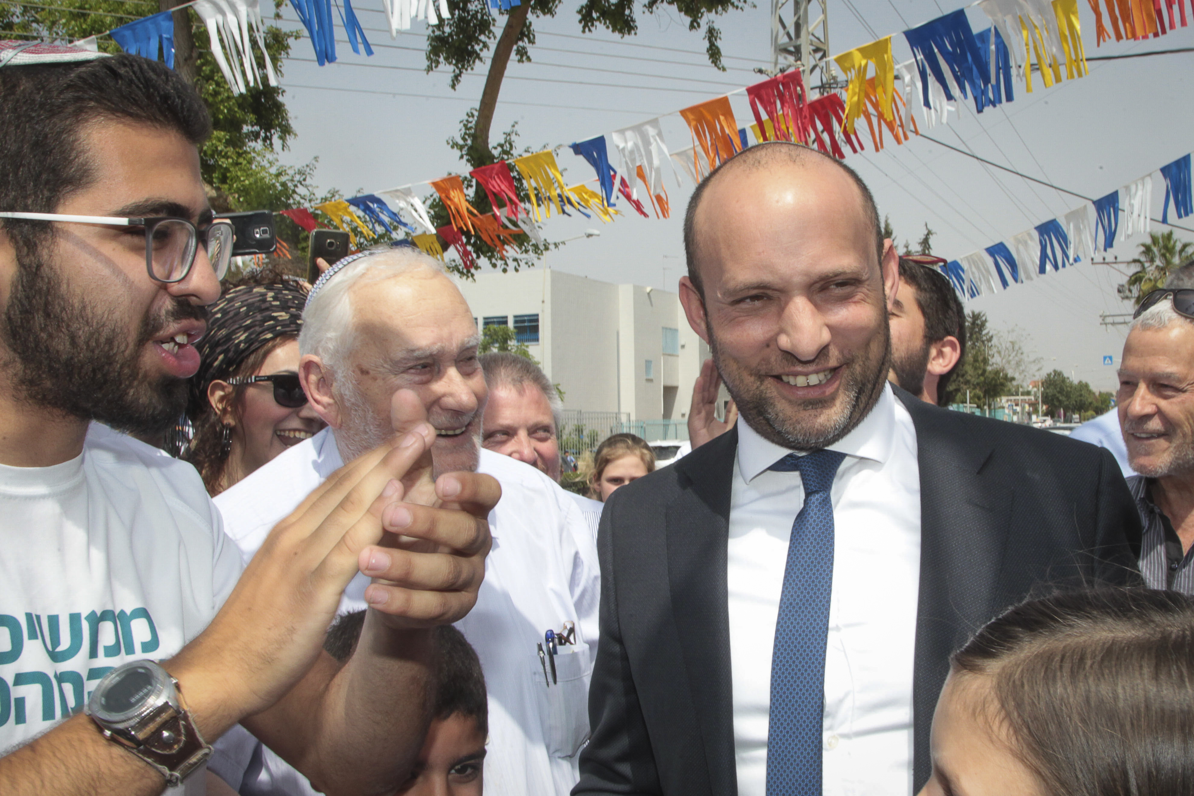 בלי מתחרים: בנט ניצח בענק את הבחירות
