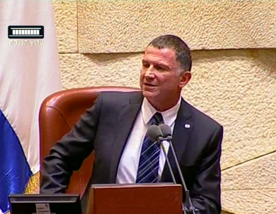 'לא אתנצל': עימות ראשון במושב הקיץ. צפו