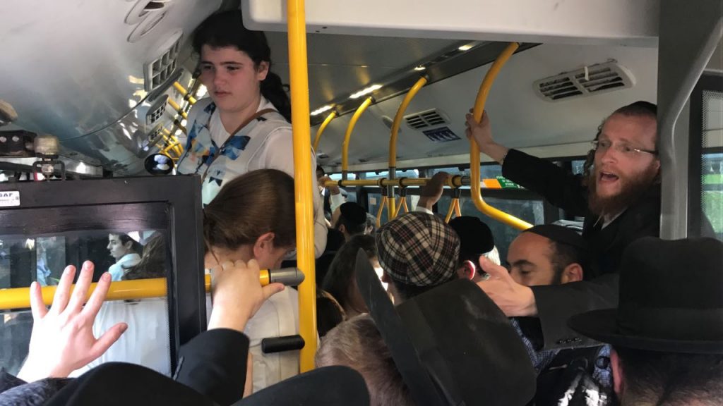 אוטובוסים לא הגיעו: עשרות אלפים תקועים במירון
