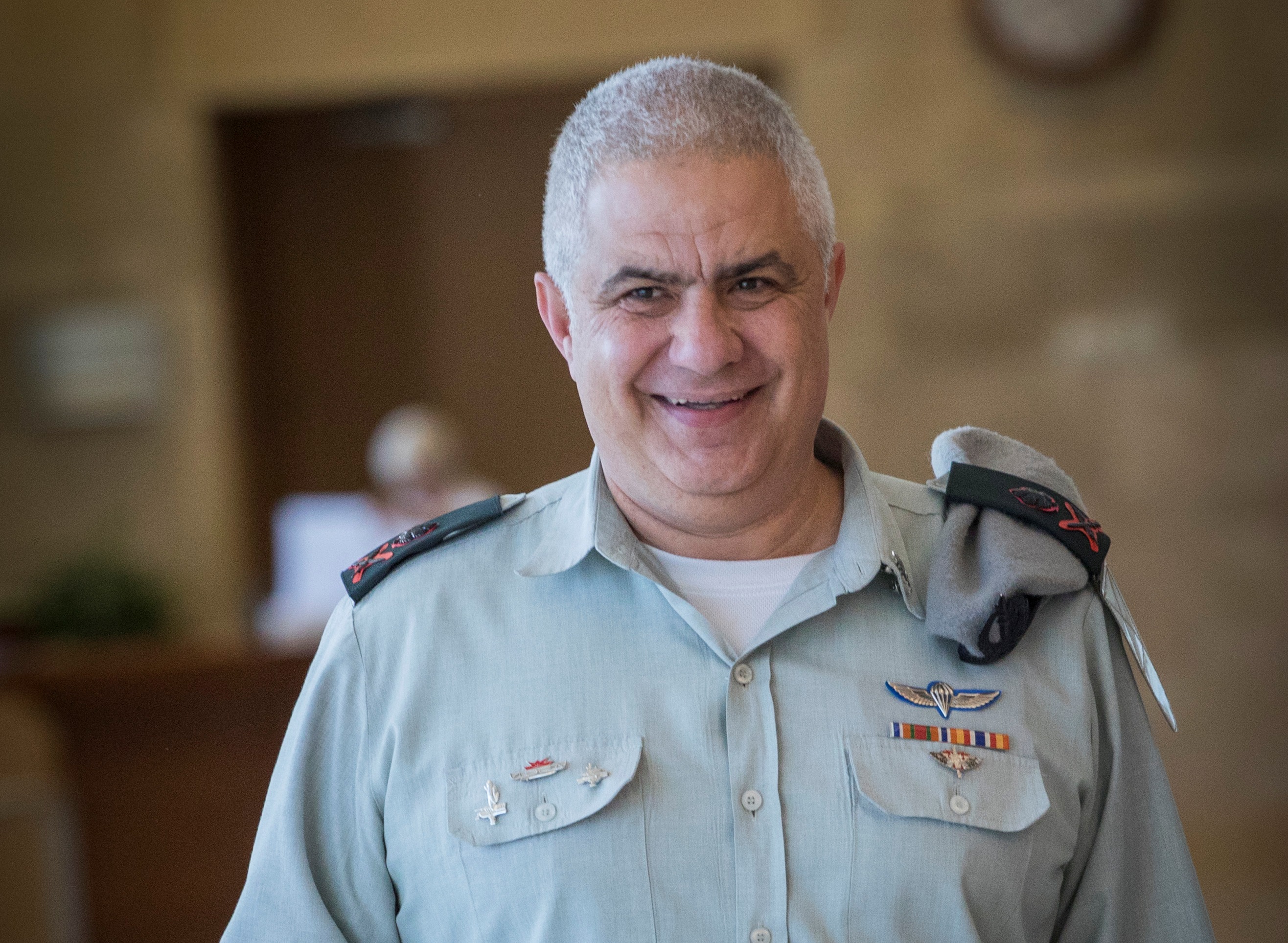"מתאמץ להעמיק את הקרע עם הציונות הדתית"
