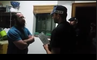 לפני הגירוש: פיקאר קיבל 24 שעות להתארגן