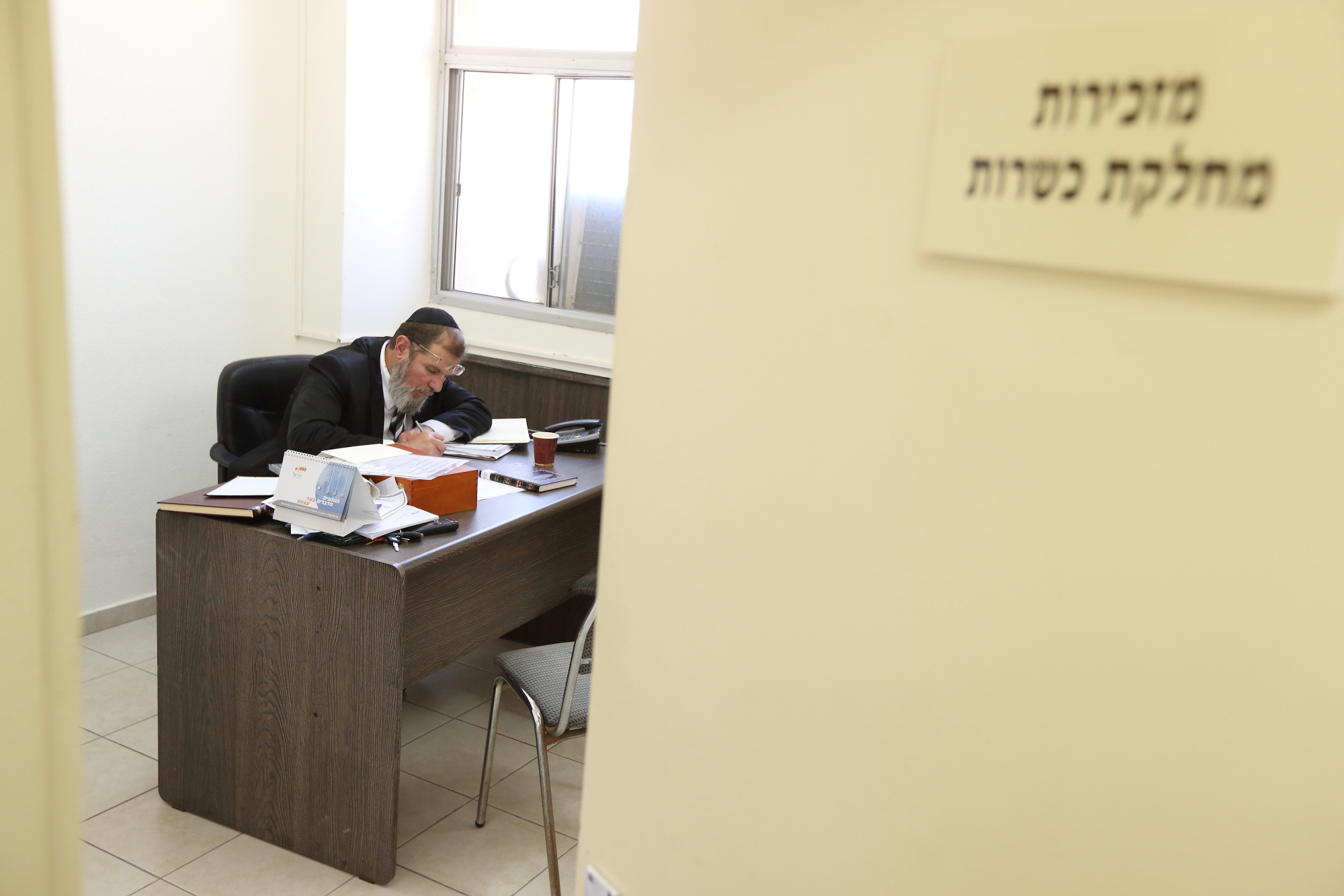 הרב אבינר: אסור להפריט את מערך הכשרות