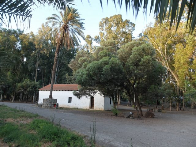 בית המוטור. מבנה משאבות נושן ששימש את החלוצים לשאיבת מים והשקיה.
