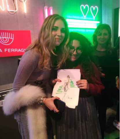 העניקה ציור גם לקיארה פראני מלכת הבלוגריות העולמית (צילום מתוך אינסטגרם)