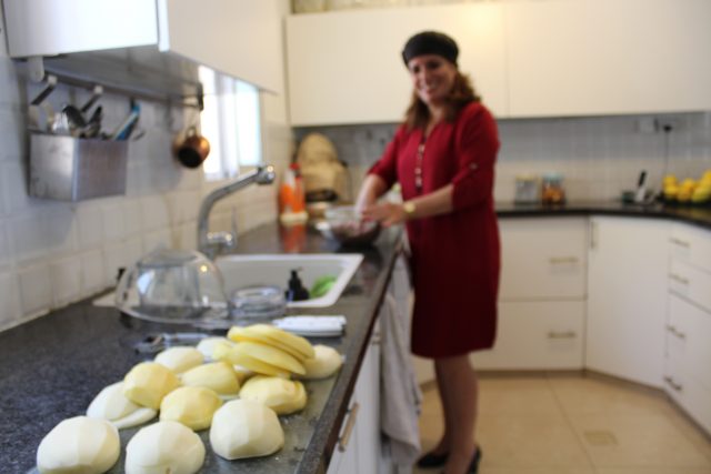 סורגים ארוחה עם סלבסרוג • והפעם: חגית משה