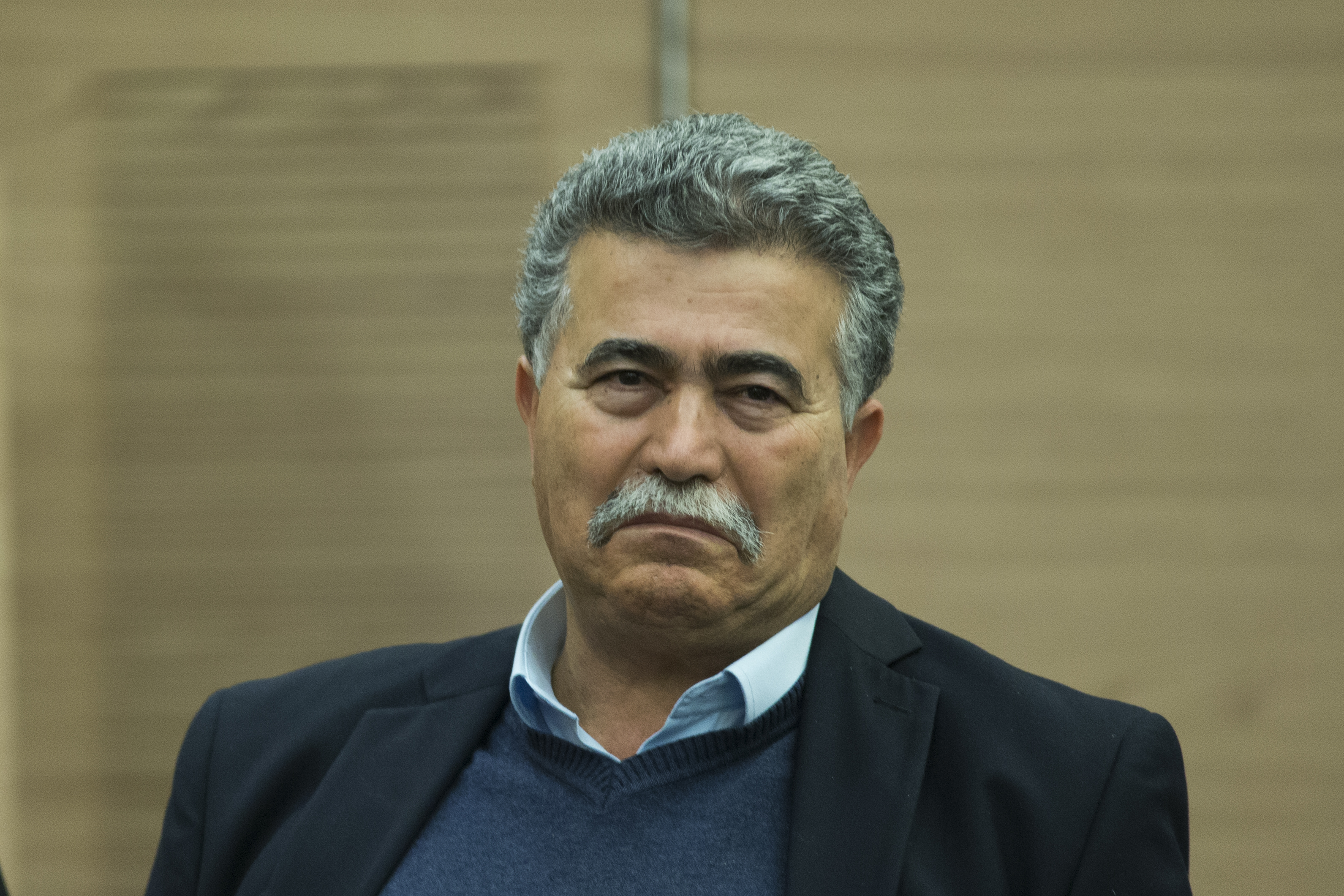 עמיר פרץ: "אני מתמודד לתפקיד נשיא המדינה"