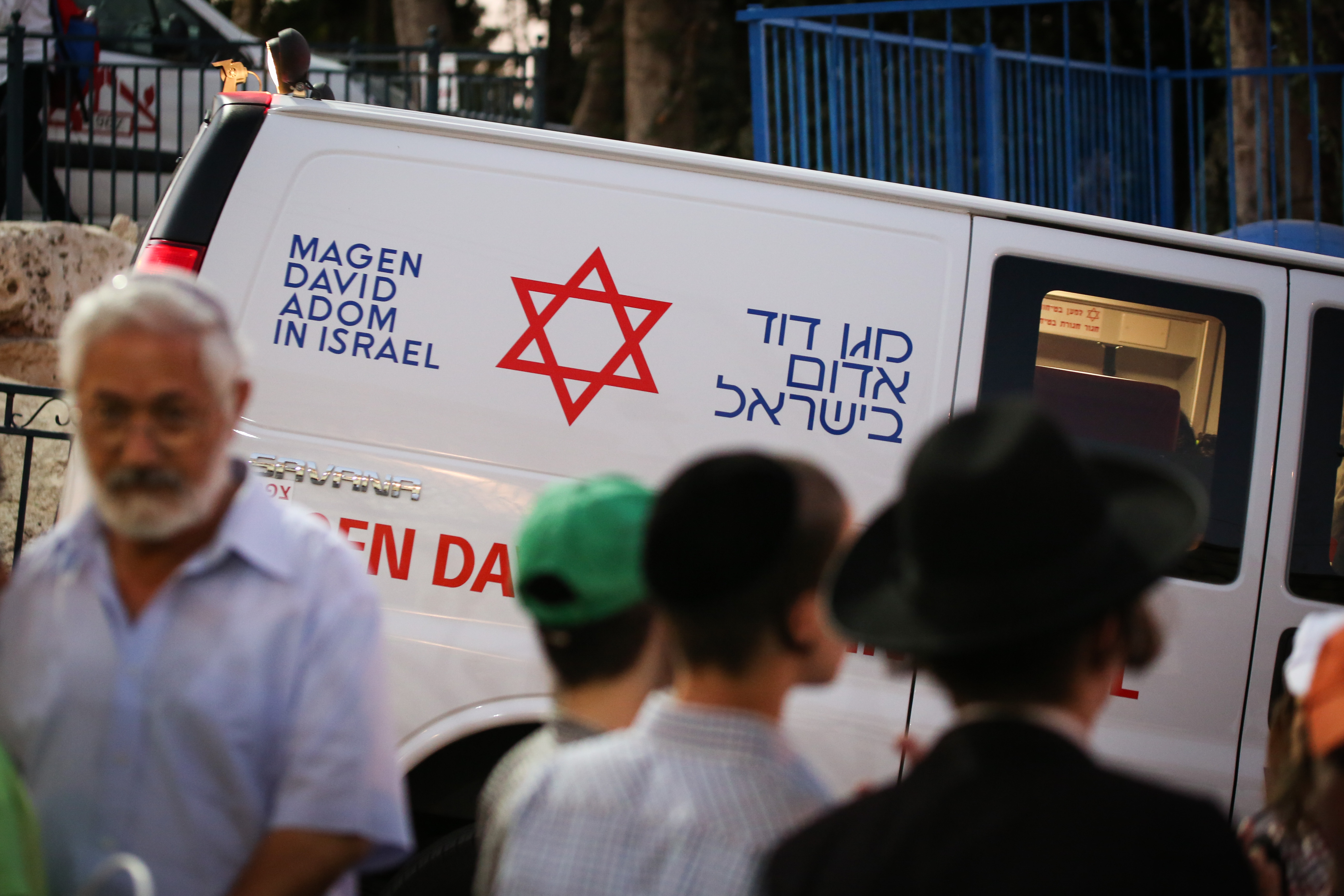 נס בכפר חב"ד: תינוק בן חצי שנה נשכח ברכב וניצל