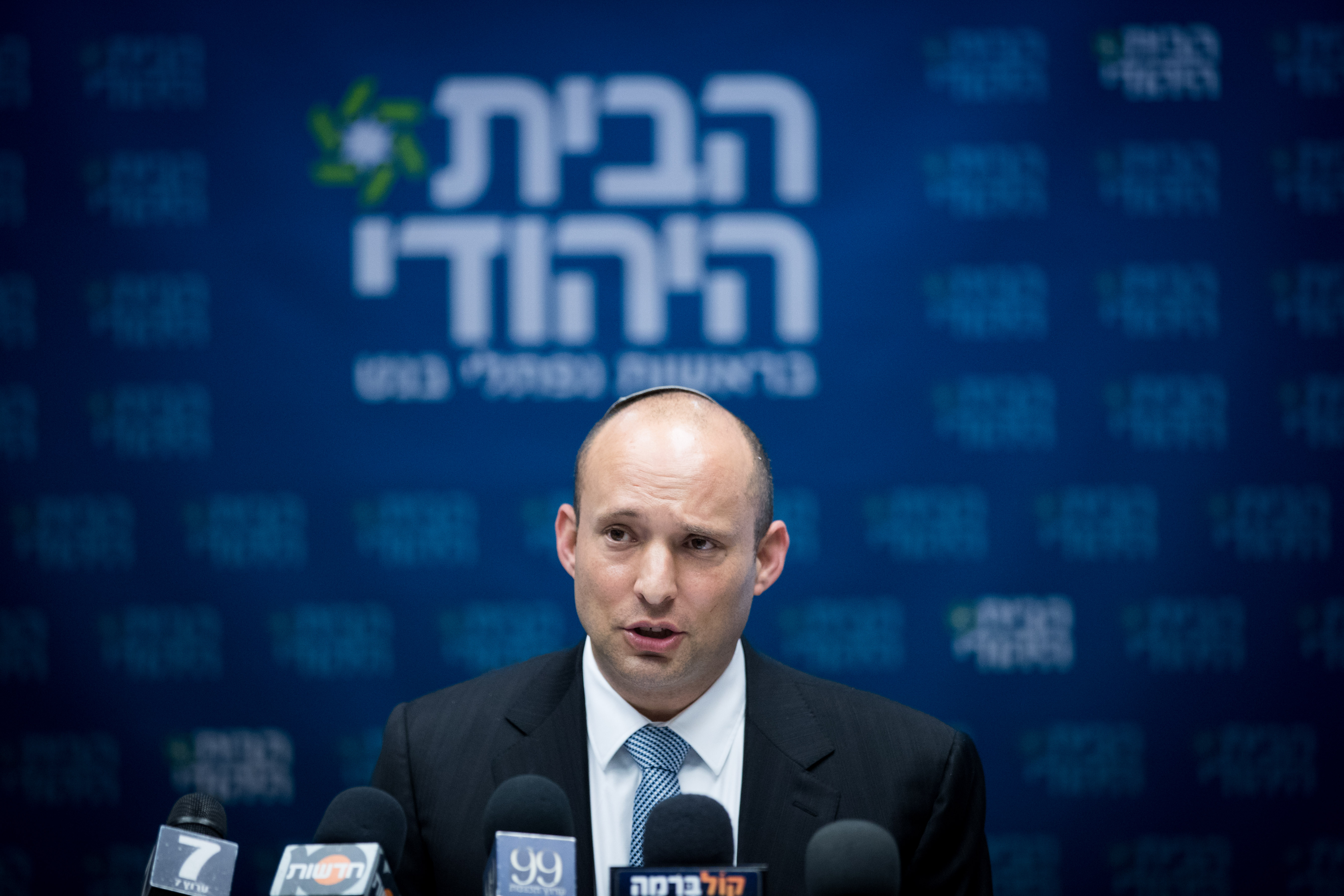 בנט: "מגבה באופן מלא את ראש הממשלה"