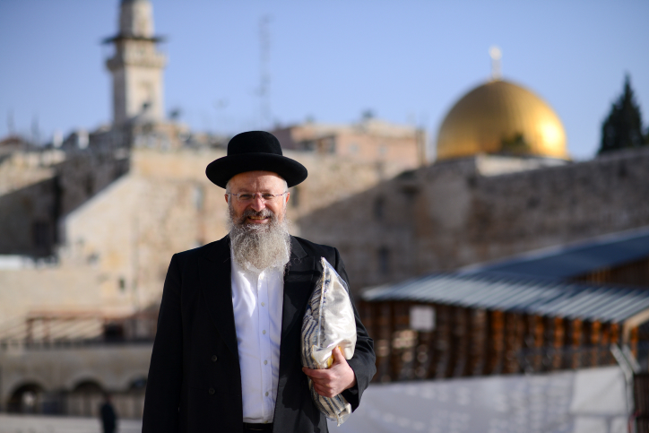 חקירה בעקבות איומים על חייו של הרב אליהו