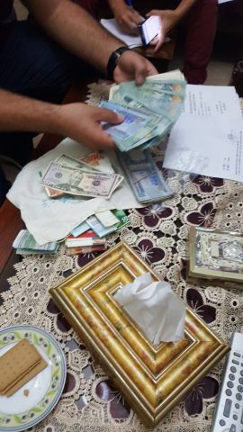 הכספים שנתפסו בבתי משפחות המחבלים (דוברות המשטרה)