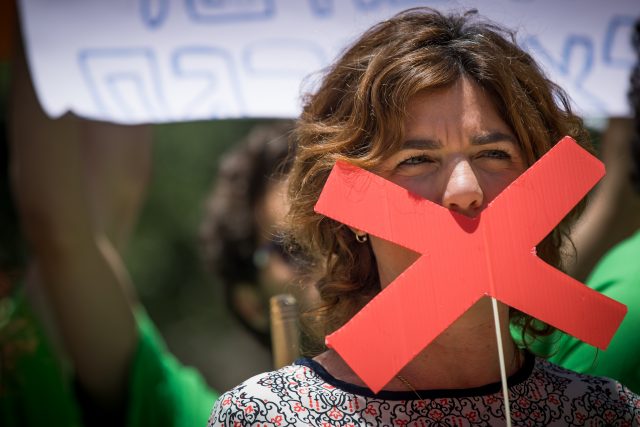 נגד ההפרדה