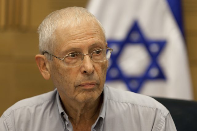 בגין