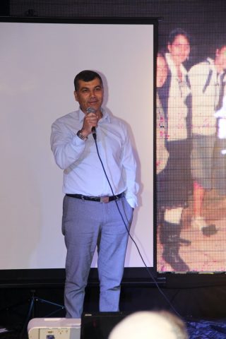 מאות הגיעו לכנס הבוגרים של סניף בת ים מרכז. צפו