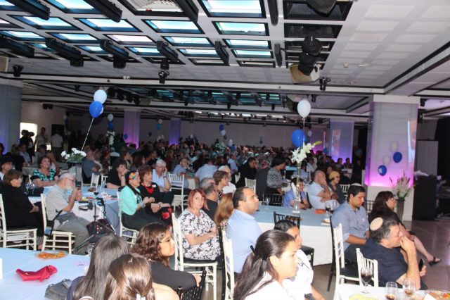 מאות הגיעו לכנס הבוגרים של סניף בת ים מרכז. צפו