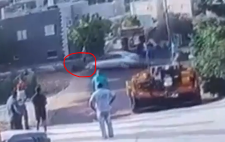 קשה לצפיה • צפו: דרס את שכניו בגלל סכסוך