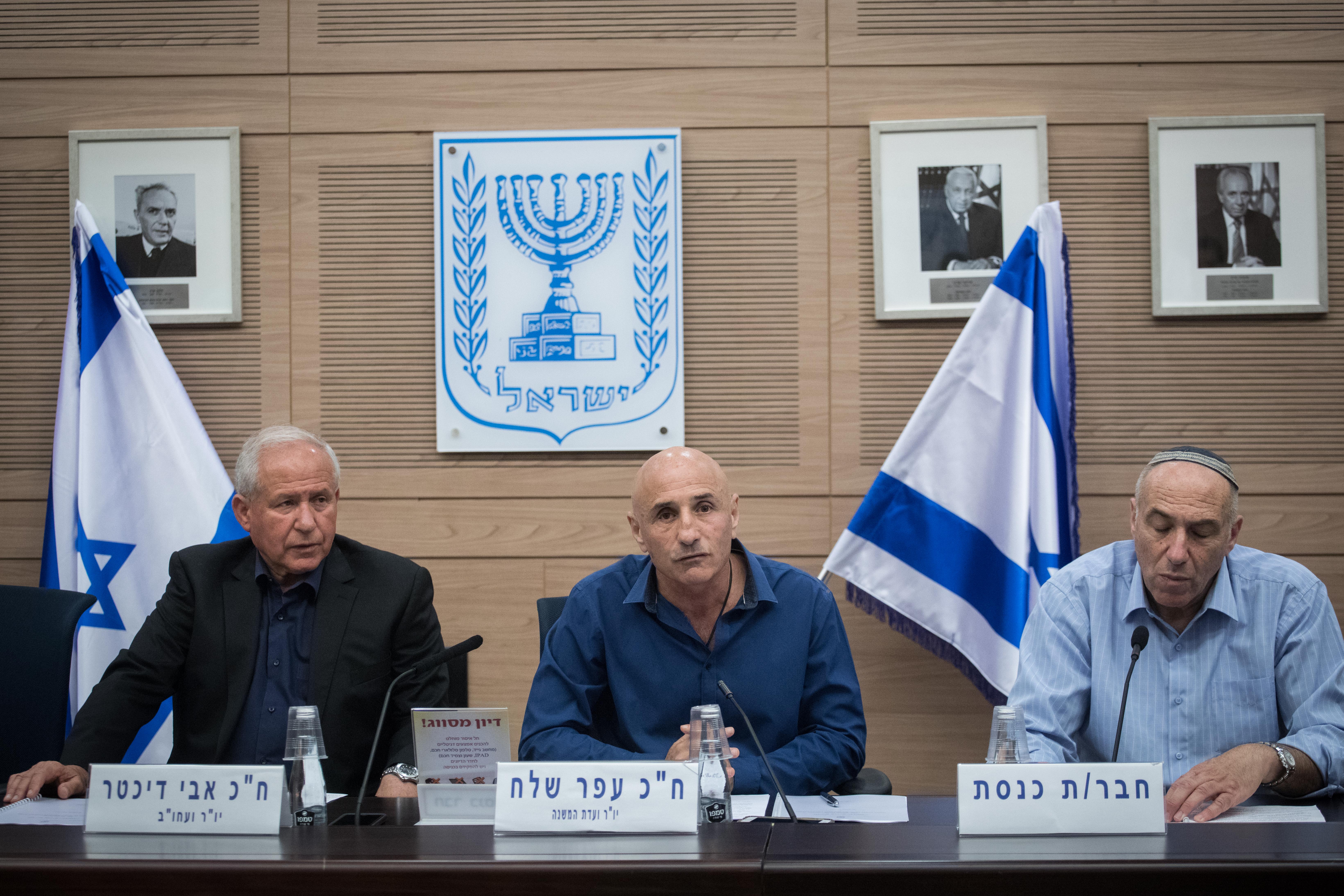 שלח מאשים: "היינו צריכים לפעול בסוריה כבר מזמן"