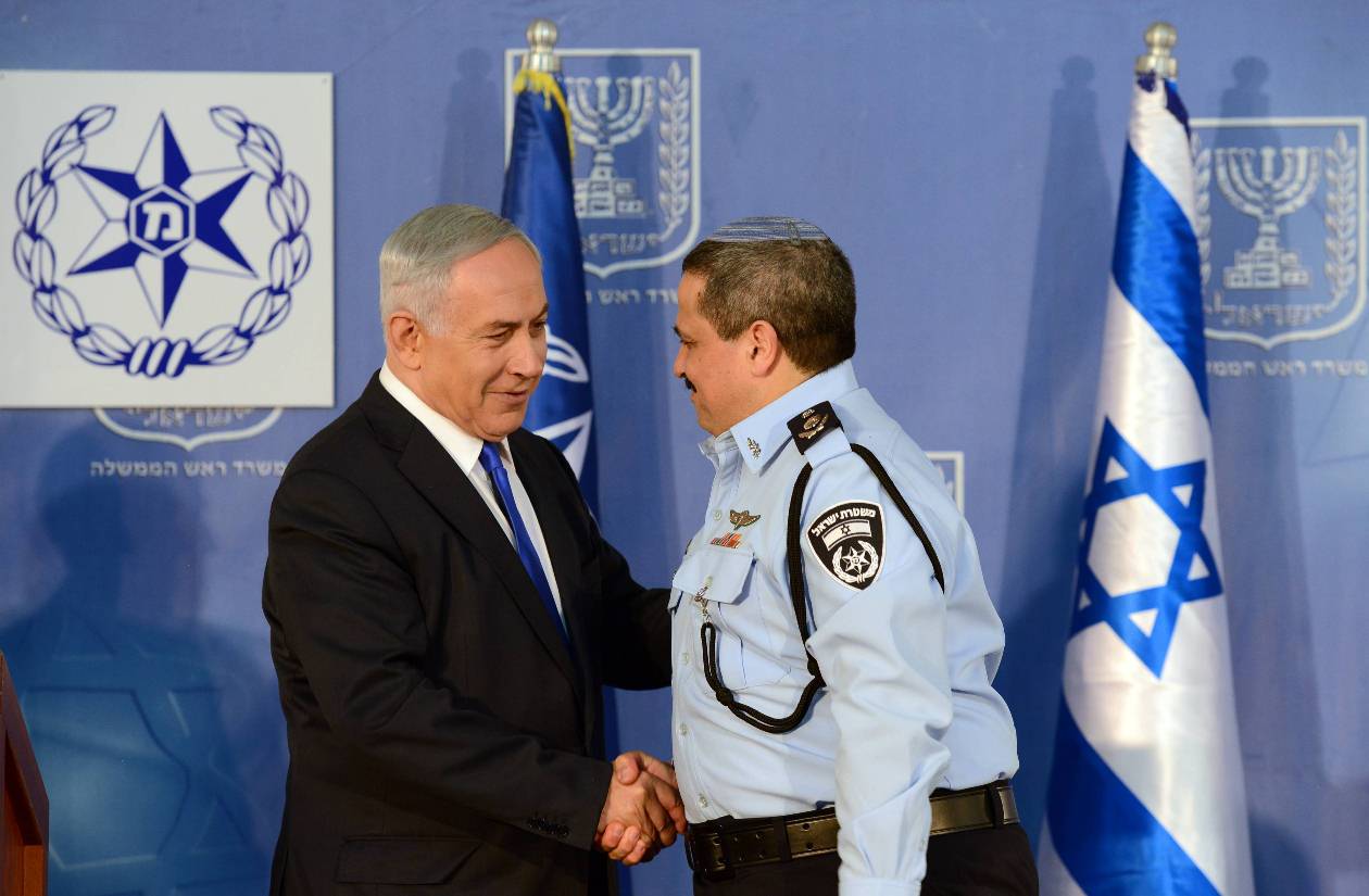 "ההדלפות הלא חוקיות הפכו לצונאמי"