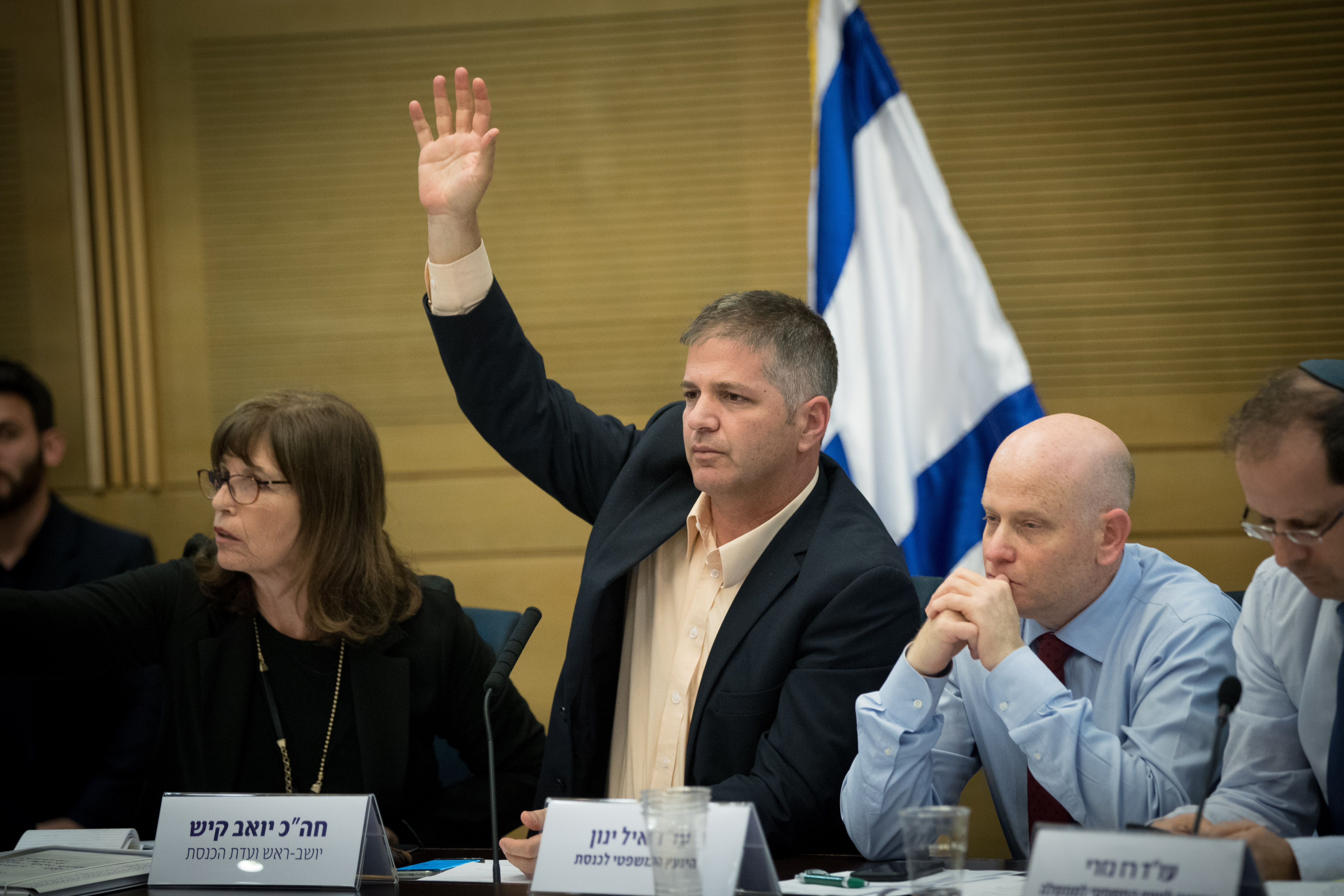 בכנסת תוקפים את "שלטון היועמ"ש": "רעה חולה"