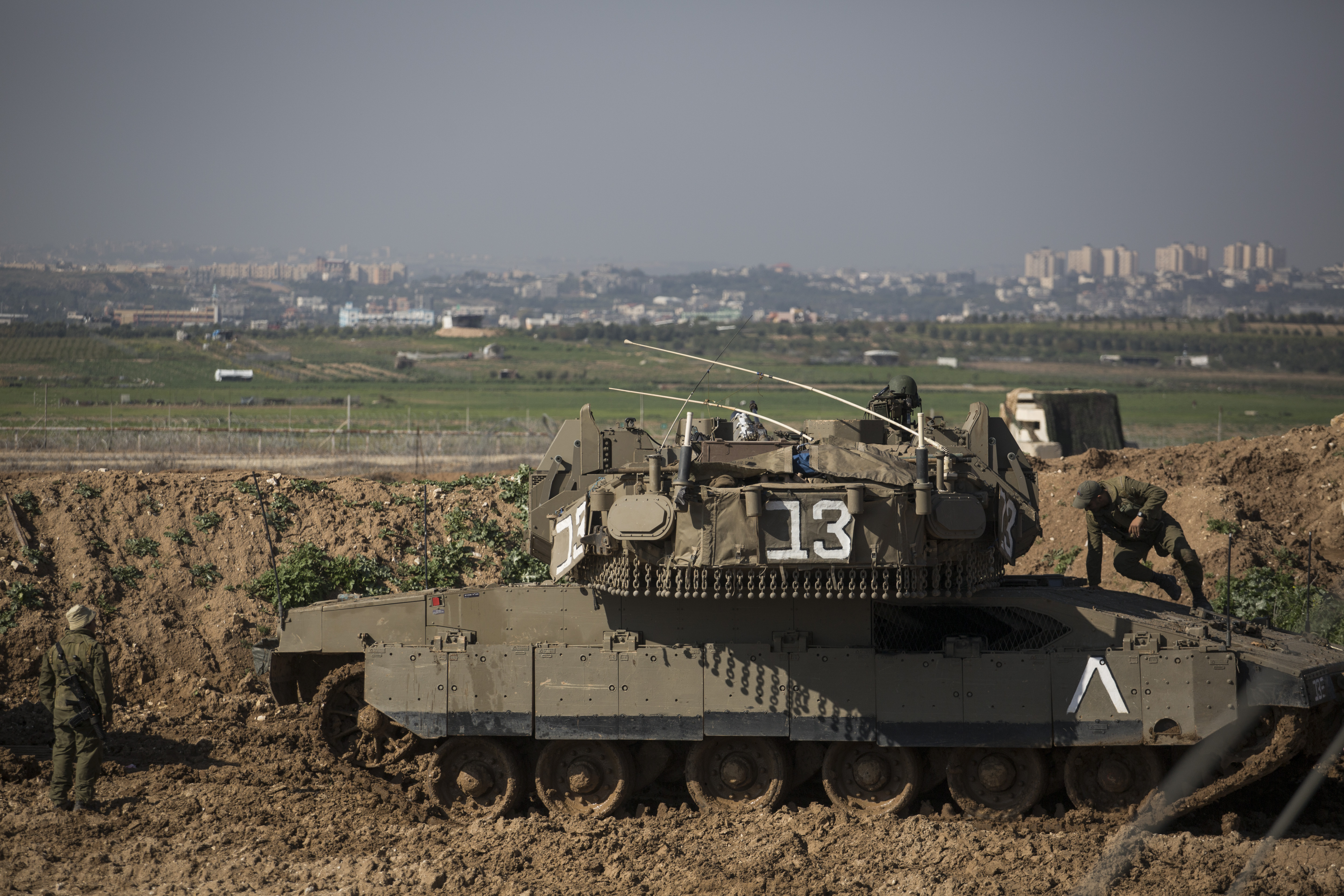 ירי הפצ"מרים מעזה: תגובה על פיצוץ המנהרה