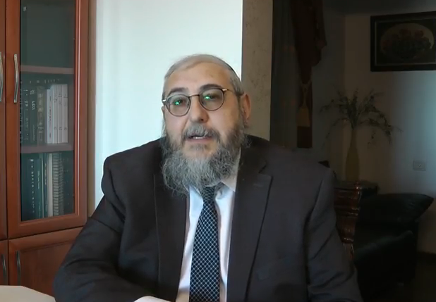 צפו: הגולשים שאלו, הרב חיים אמסלם השיב