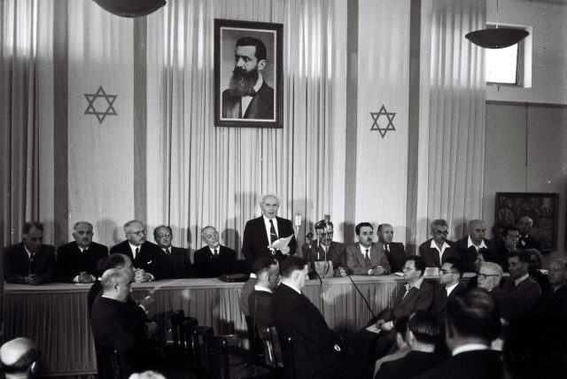 דוד בן גוריון בהכרזת המדינה