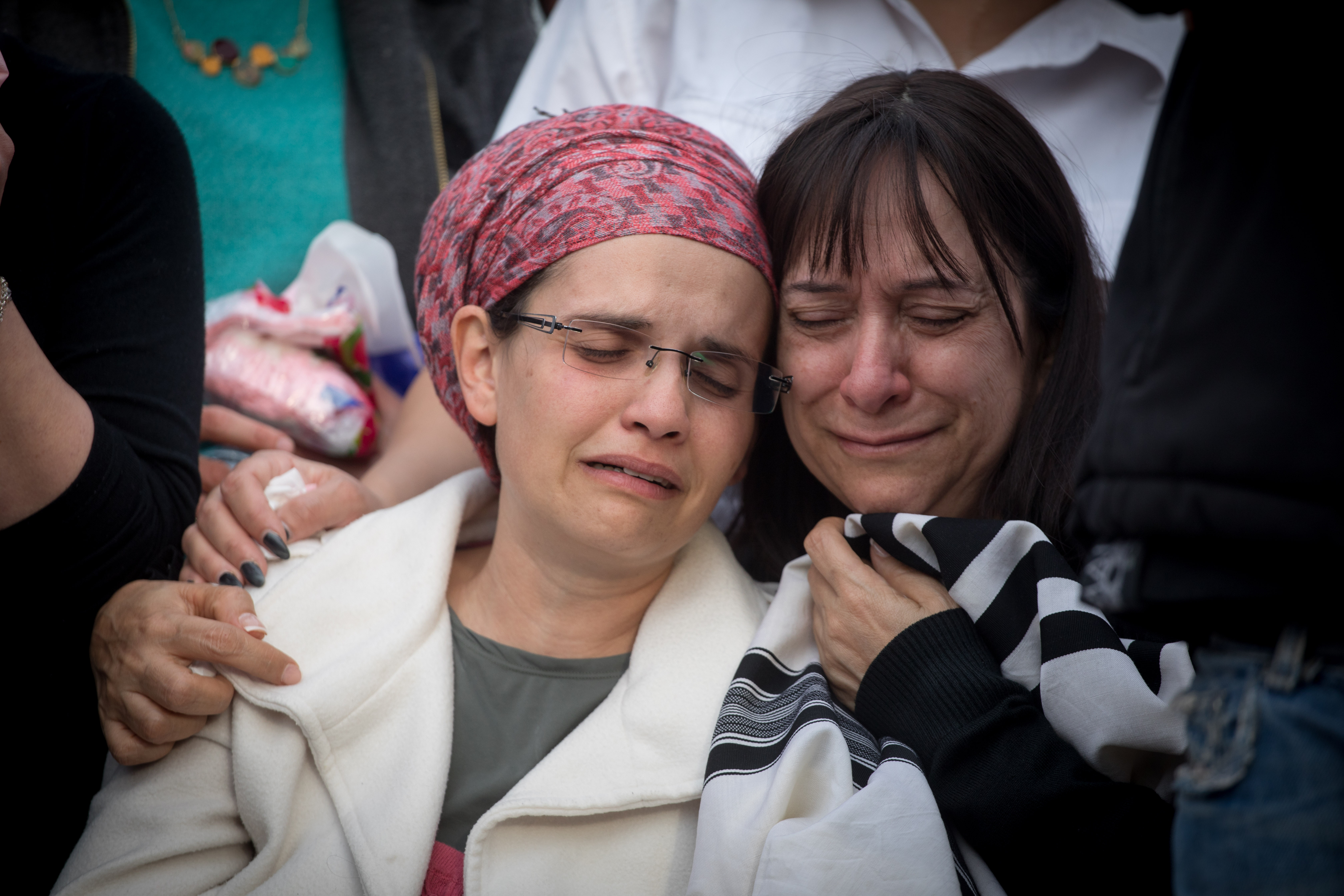 "רוצים לגור פה כמו יהודים גאים. לא כגנבים בשטח"