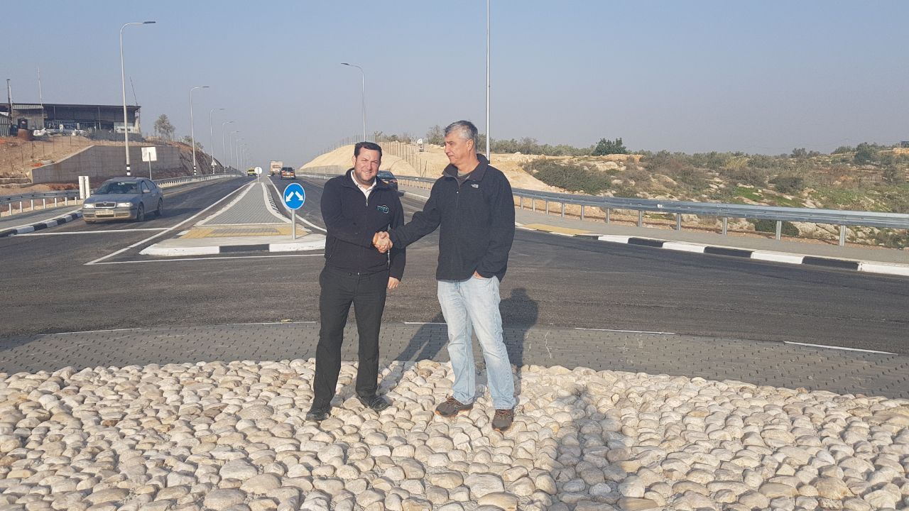המאבק השתלם: 800 מיליון ש"ח לכבישים עוקפים ביו"ש