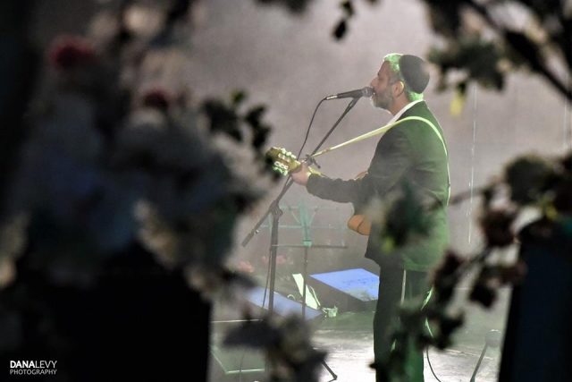 צמחו לשיר: איך זה להופיע מול קהל נשים בלבד?