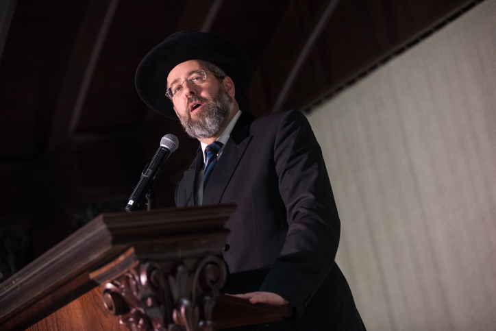 "ואהבת את הגר? מה עם ואהבת את ה' אלוקיך?"