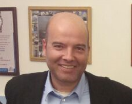 יו"ר המטה החילוני: כן לגייס בנות, לא להוריד את הרף