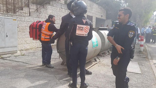הרוג מפיצוץ בלון גז בבניין מגורים ירושלים